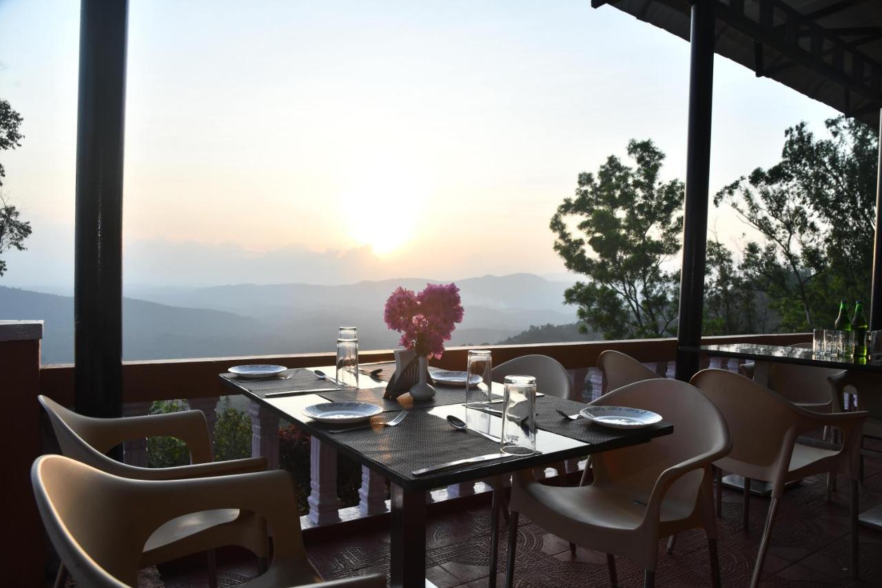 Kstdc Hotel Mayura Valley View Madikeri Εξωτερικό φωτογραφία